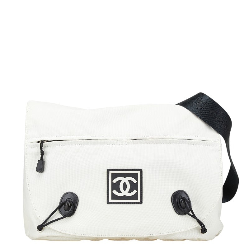 シャネル スポーツライン ココマーク ショルダーバッグ メッセンジャーバッグ オフホワイト ナイロン レザー レディース CHANEL 【中古】