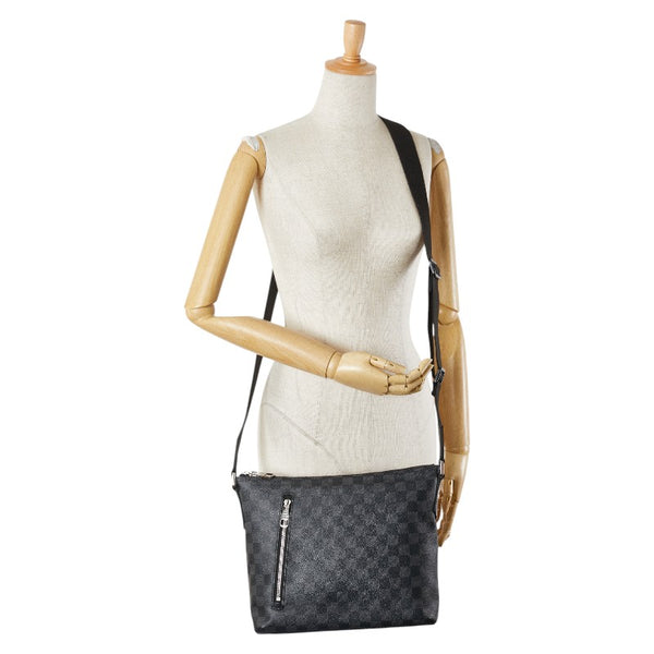 ルイ ヴィトン ダミエ グラフィット ミックPM 斜め掛け ショルダーバッグ N41211 ブラック PVC レザー メンズ LOUIS VUITTON 【中古】