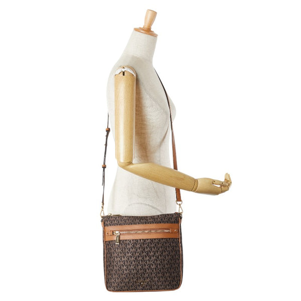 マイケルコース シグネチャー 斜め掛け ショルダーバッグ ブラック ブラウン ナイロン レザー レディース Michael Kors 【中古】