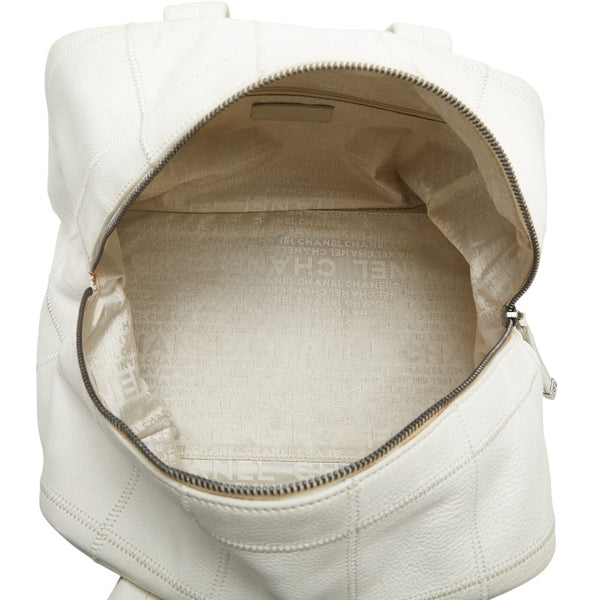シャネル チョコバー ココマーク ハンドバッグ ミニボストン ホワイト キャビアスキン レディース CHANEL 【中古】