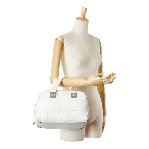 シャネル チョコバー ココマーク ハンドバッグ ミニボストン ホワイト キャビアスキン レディース CHANEL 【中古】