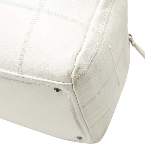 シャネル チョコバー ココマーク ハンドバッグ ミニボストン ホワイト キャビアスキン レディース CHANEL 【中古】