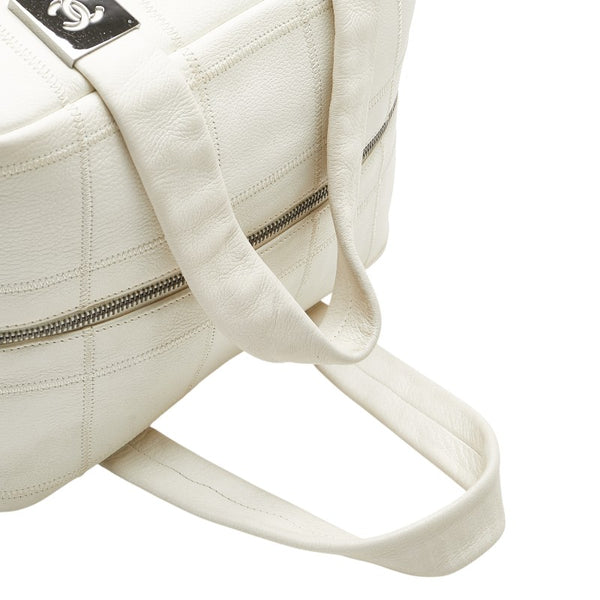 シャネル チョコバー ココマーク ハンドバッグ ミニボストン ホワイト キャビアスキン レディース CHANEL 【中古】