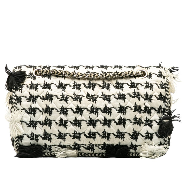 シャネル マトラッセ フリンジ ツイード チェーン ショルダーバッグ ホワイト ブラック キャンバス レディース CHANEL 【中古】
