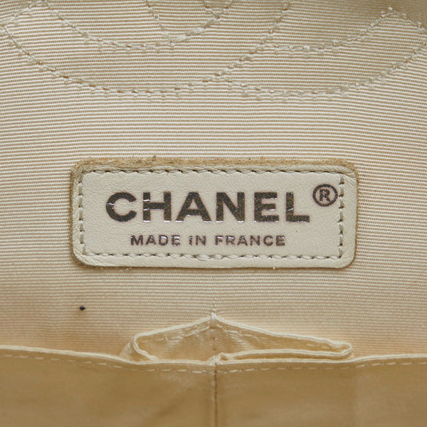 シャネル マトラッセ フリンジ ツイード チェーン ショルダーバッグ ホワイト ブラック キャンバス レディース CHANEL 【中古】