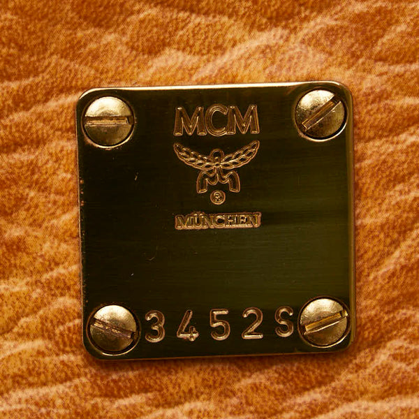エム シー エム ロゴグラム ショルダーバッグ ブラウン レザー レディース MCM 【中古】