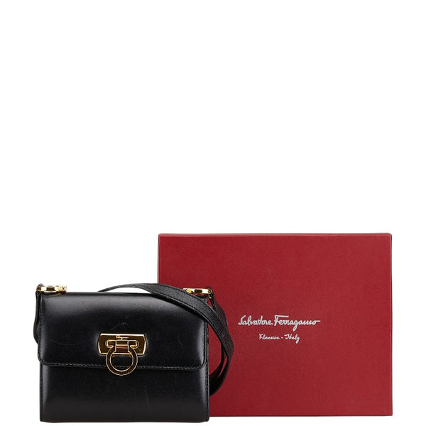 サルヴァトーレフェラガモ ガンチーニ ショルダーバッグ ブラック レザー レディース Salvatore Ferragamo 【中古】