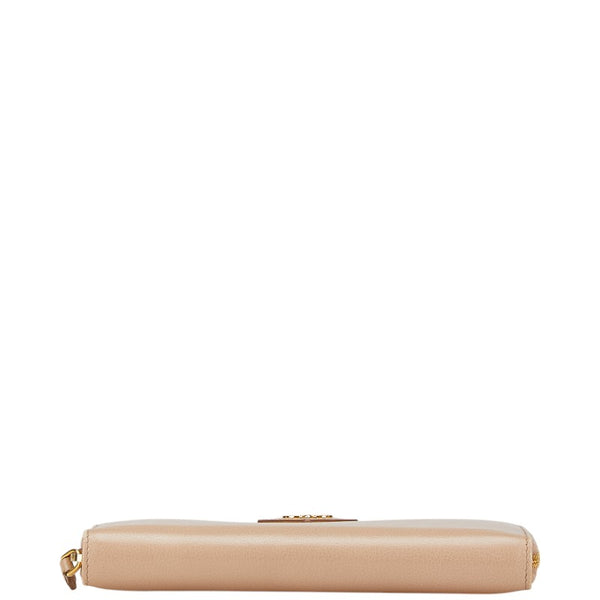 プラダ 三角ロゴプレート 長財布 ラウンドファスナー ベージュ レザー レディース PRADA 【中古】