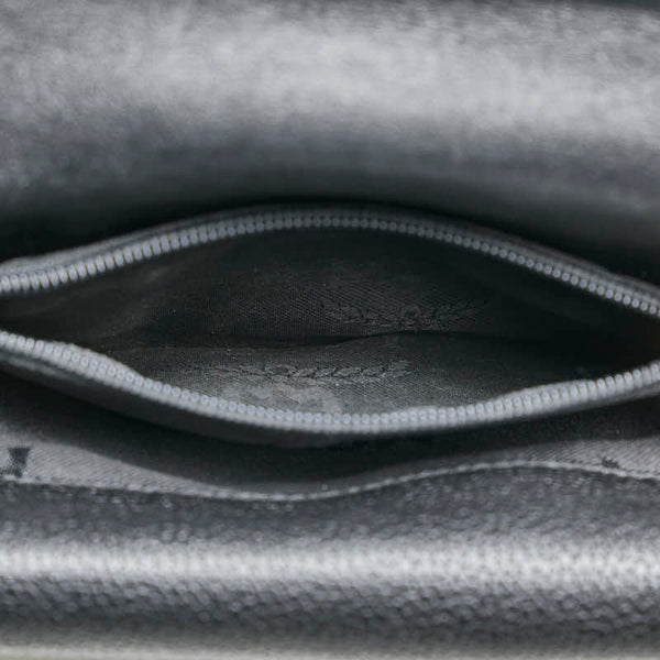 エム シー エム ロゴ金具 三つ折り財布 ブラック レザー レディース MCM 【中古】