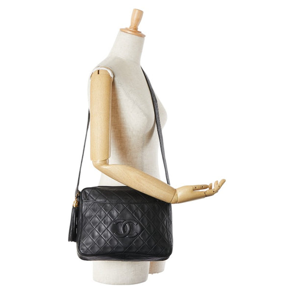 シャネル マトラッセ ココマーク フリンジ 斜め掛け ショルダーバッグ ブラック ラムスキン レディース CHANEL 【中古】