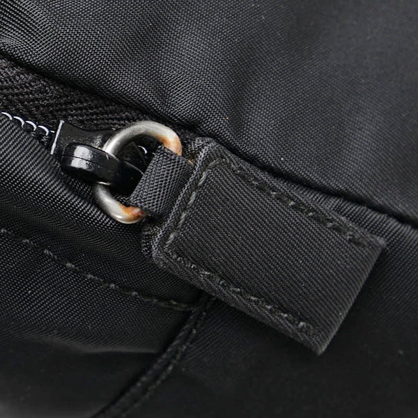 プラダ 三角ロゴプレート ポーチ ブラック ナイロン レディース PRADA 【中古】