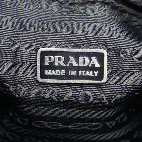 プラダ 三角ロゴプレート ポーチ ブラック ナイロン レディース PRADA 【中古】