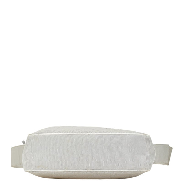 シャネル スポーツライン ココマーク ショルダーバッグ ライトグレー ホワイト キャンバス レザー レディース CHANEL 【中古】