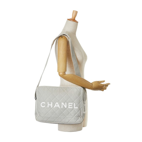 シャネル スポーツライン ココマーク ショルダーバッグ ライトグレー ホワイト キャンバス レザー レディース CHANEL 【中古】