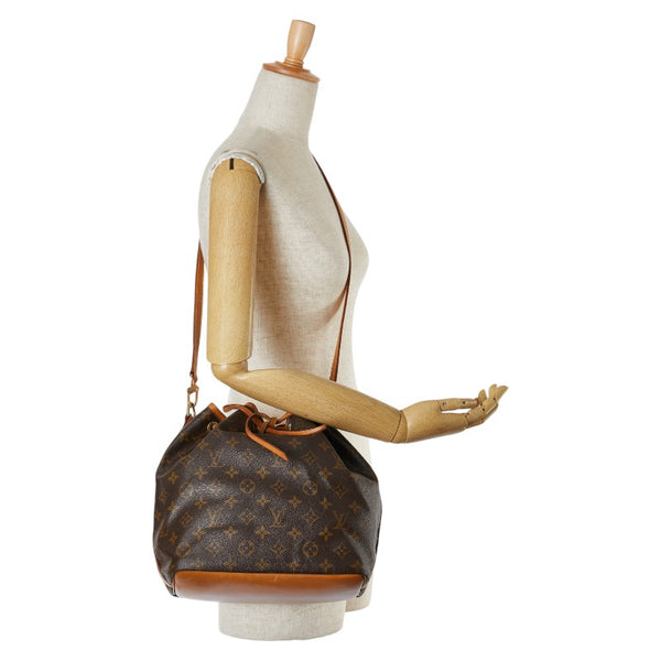 ルイ ヴィトン モノグラム プチノエ  肩掛け ショルダーバッグ M42226 ブラウン PVC レザー レディース LOUIS VUITTON 【中古】