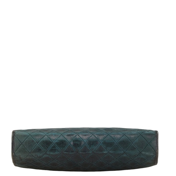 シャネル マトラッセ クラッチバッグ ブラック ゴールド ラムスキン レディース CHANEL 【中古】
