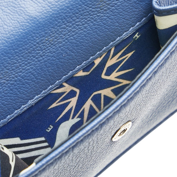 シャネル ココマーク ラッキーフラワー 三つ折り財布 スモールウォレット コンパクトウォレット ブルー レザー レディース CHANEL 【中古】