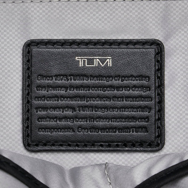 トゥミ スタッズ カモフラージュ 迷彩 リュック バックパック ブラック ナイロン レザー レディース TUMI 【中古】