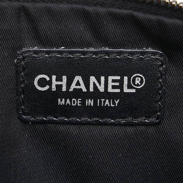 シャネル ニュートラベルライン ポーチ 小物入れ ブラック ナイロン レディース CHANEL 【中古】