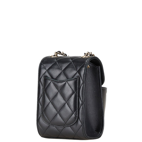 シャネル マトラッセ ココマーク 斜め掛け チェーン ショルダーバッグ ブラック ラムスキン レディース CHANEL 【中古】