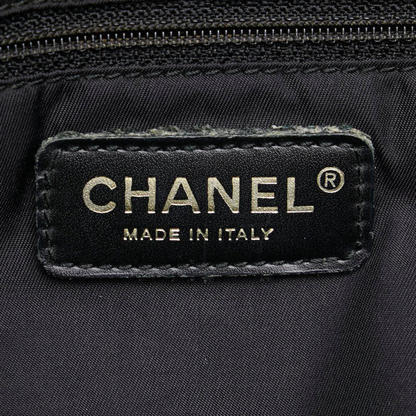 シャネル ニュートラベルライン トートMM トートバッグ ハンドバッグ ブラック ナイロン レザー レディース CHANEL 【中古】