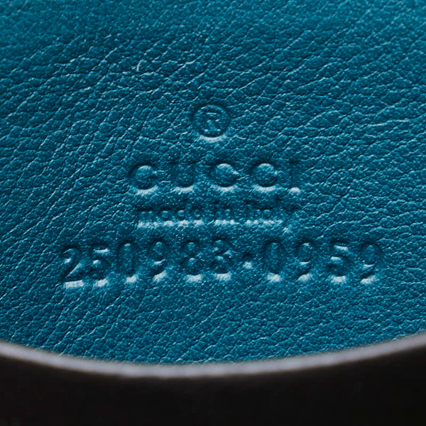 グッチ クロコ型押し ラウンドファスナー コインケース 250983 ブルー レディース GUCCI 【中古】