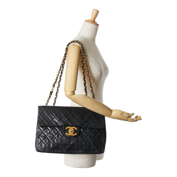 シャネル ココマーク マトラッセ30 シングルフラップ チェーンショルダーバッグ ブラック ゴールド金具 ラムスキン レディース CHANEL 【中古】