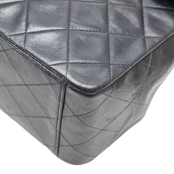 シャネル ココマーク マトラッセ30 シングルフラップ チェーンショルダーバッグ ブラック ゴールド金具 ラムスキン レディース CHANEL 【中古】