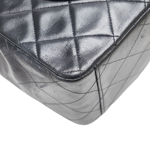 シャネル ココマーク マトラッセ30 シングルフラップ チェーンショルダーバッグ ブラック ゴールド金具 ラムスキン レディース CHANEL 【中古】