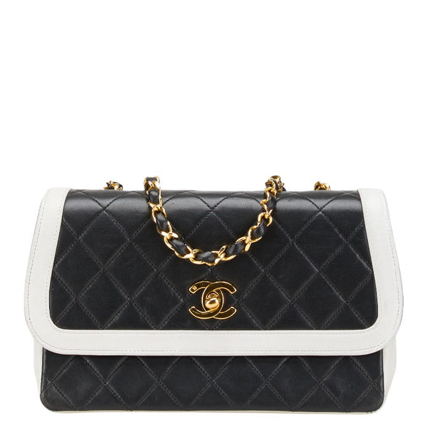 シャネル ココマーク マトラッセ チェーン ショルダーバッグ ブラック ホワイト ラムスキン レディース CHANEL 【中古】