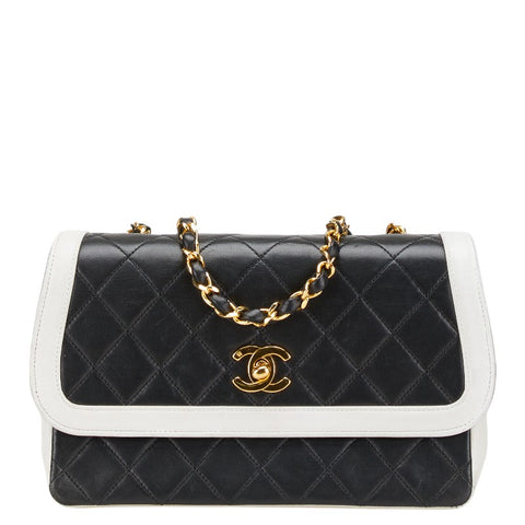 シャネル ココマーク マトラッセ チェーン ショルダーバッグ ブラック ホワイト ラムスキン レディース CHANEL 【中古】