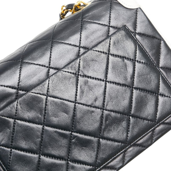 シャネル ココマーク マトラッセ チェーン ショルダーバッグ ブラック ホワイト ラムスキン レディース CHANEL 【中古】