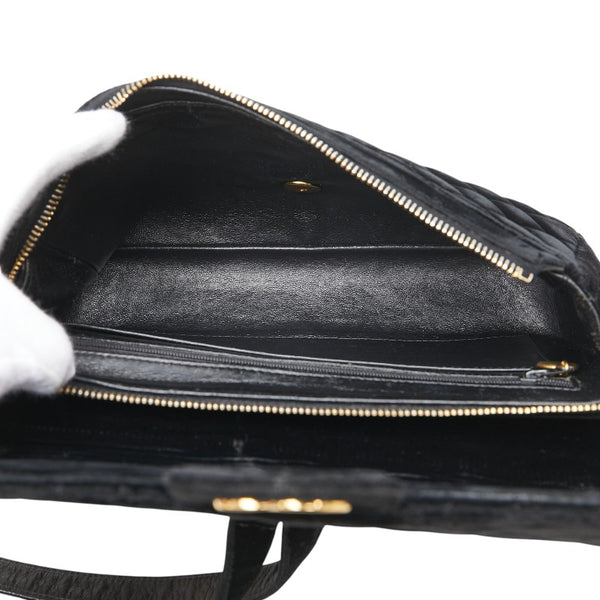 シャネル マトラッセ25 ココマーク チェーン リュック バックパック ブラック ベロア レザー レディース CHANEL 【中古】