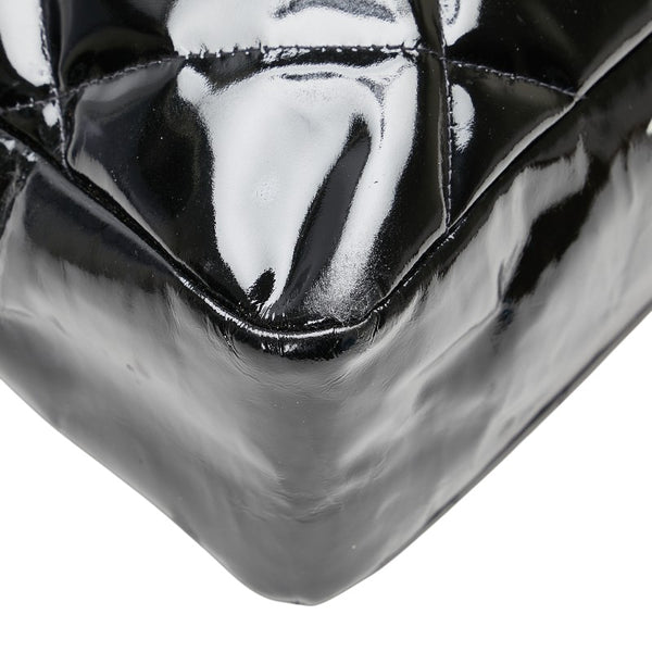 シャネル マトラッセ 斜め掛け ショルダーバッグ ブラック パテントレザー レディース CHANEL 【中古】