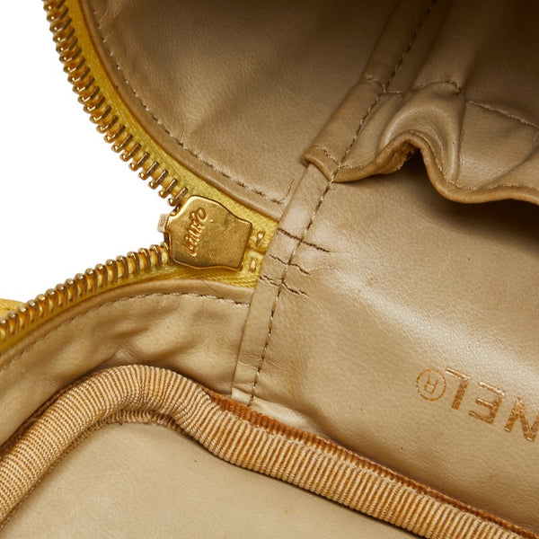 シャネル ココマーク バニティバッグ イエロー キャビアスキン レディース CHANEL 【中古】