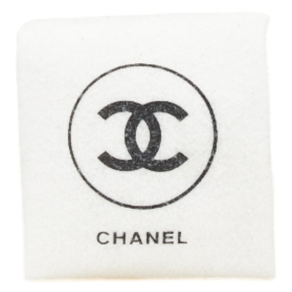 シャネル シェブロン Vステッチ ショルダーバッグ ブラック ラムスキン レディース CHANEL 【中古】