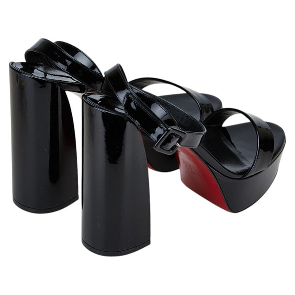 クリスチャンルブタン パンプス ハイヒール サイズ：41 ブラック パテントレザー レディース Christian Louboutin 【中古】