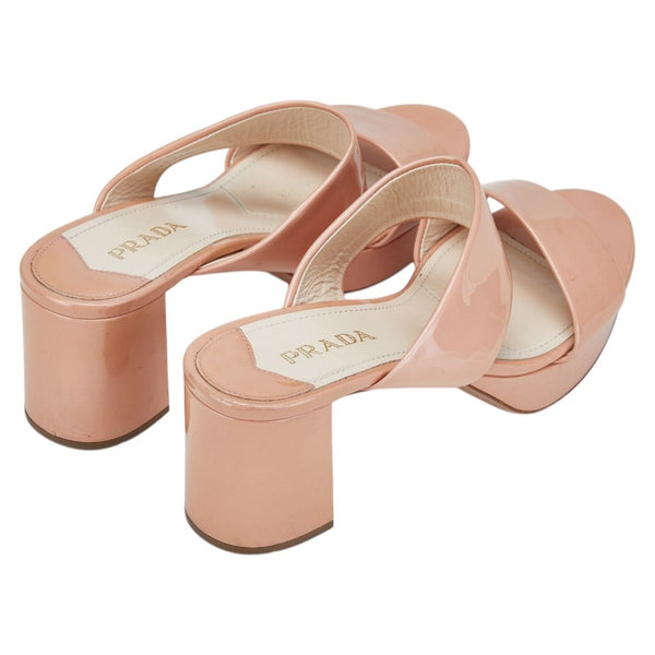プラダ サンダル ハイヒール サイズ：38 1/2 ベージュ パテントレザー レディース PRADA 【中古】