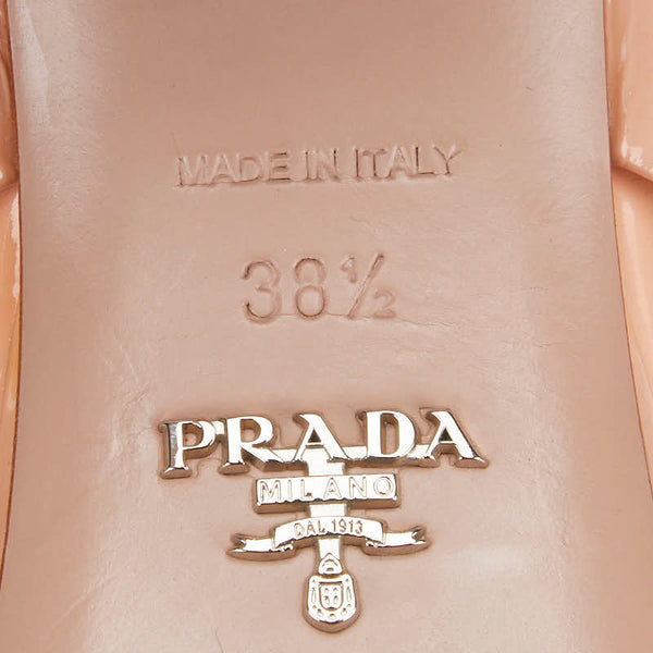 プラダ サンダル ハイヒール サイズ：38 1/2 ベージュ パテントレザー レディース PRADA 【中古】
