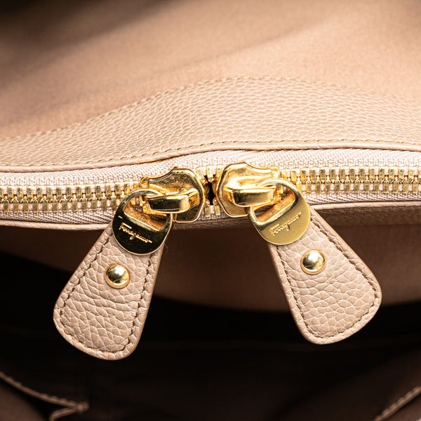 サルヴァトーレフェラガモ フィアンマ ハンドバッグ DH-21-E978 ブラウン ゴールド レザー レディース Salvatore Ferragamo 【中古】