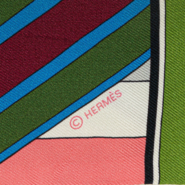 エルメス ツイリー SANGLES EN ZIGZAG ジグザグのサングル スカーフ マルチカラー シルク レディース HERMES 【中古】