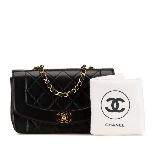 シャネル マトラッセ ダイアナ チェーン 斜め掛け ショルダーバッグ ブラック ゴールド ラムスキン レディース CHANEL 【中古】