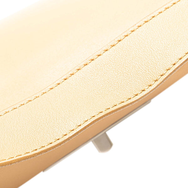 シャネル チョコバー 2.55 ワンショルダーバッグ ベージュ ラムスキン レディース CHANEL 【中古】