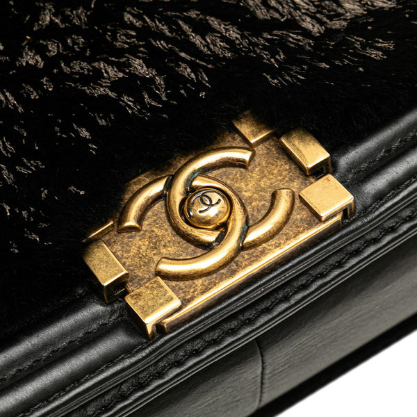 シャネル ココマーク ボーイシャネル25 斜め掛け チェーン ショルダーバッグ ブラック ラムスキン ファー レディース CHANEL 【中古】