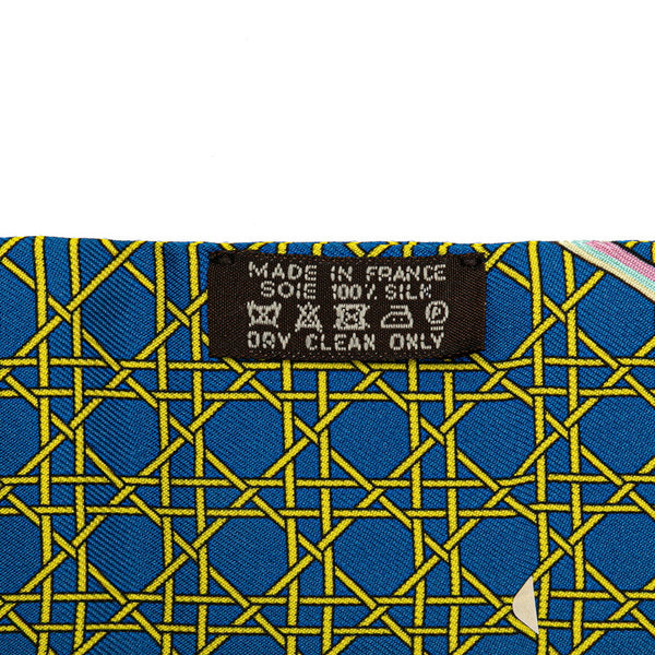 エルメス ツイリー  LES VOITURES A TRANSFORMATION 折畳式幌の馬車 スカーフ マルチカラー ブルー シルク レディース HERMES 【中古】