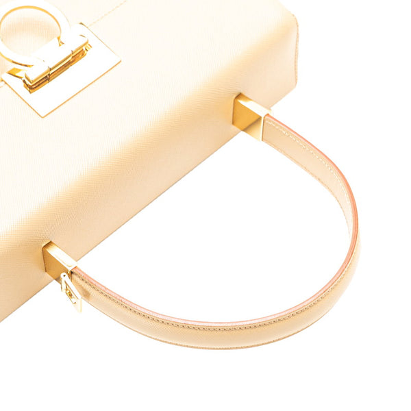 サルヴァトーレフェラガモ ガンチーニ トップハンドル ハンドバッグ ショルダーバッグ 2WAY AF-21 0290 ベージュ レザー レディース Salvatore Ferragamo 【中古】