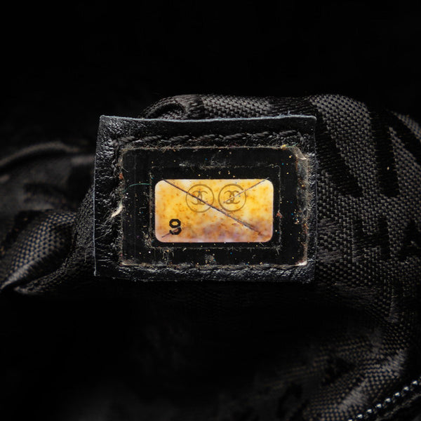 シャネル ココマーク ボストンバッグ ブラック マットキャビアスキン パンチングレザー レディース CHANEL 【中古】