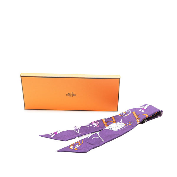 エルメス ツイリー TOUT EN CARRE すべてはカレの中に スカーフ パープル マルチカラー シルク レディース HERMES 【中古】