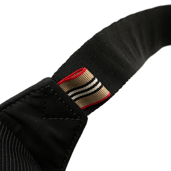 バーバリー ロゴ ウエストバッグ ボディバッグ ブラック ナイロン レディース BURBERRY 【中古】
