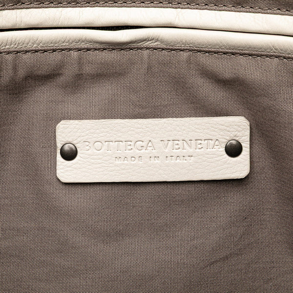 ボッテガヴェネタ イントレチャート クラッチバッグ ホワイト レザー レディース BOTTEGAVENETA 【中古】